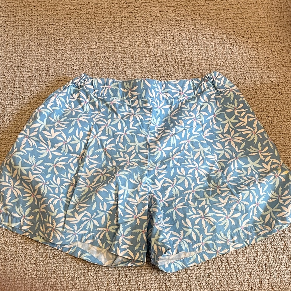 Uniqlo Blue and White Leaf Print girls Shorts